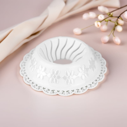 Okapnik do świecy - gromnicy na chrzest czy do komunii - białe kwiatki